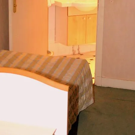 Eiffel Blomet 4* Parigi