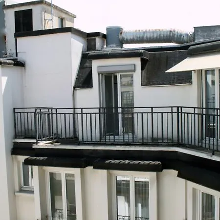 Hotel Eiffel Blomet