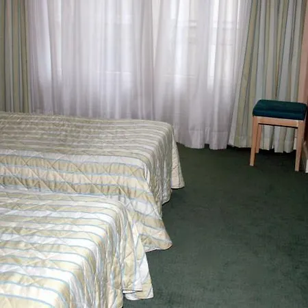 Hotel Eiffel Blomet