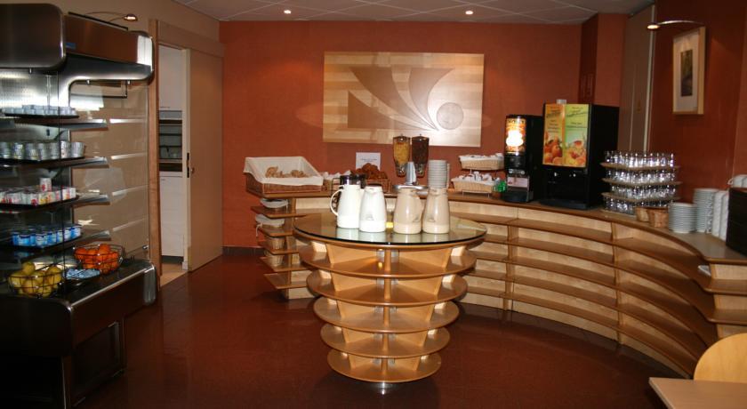 Hotel Eiffel Blomet Parigi
