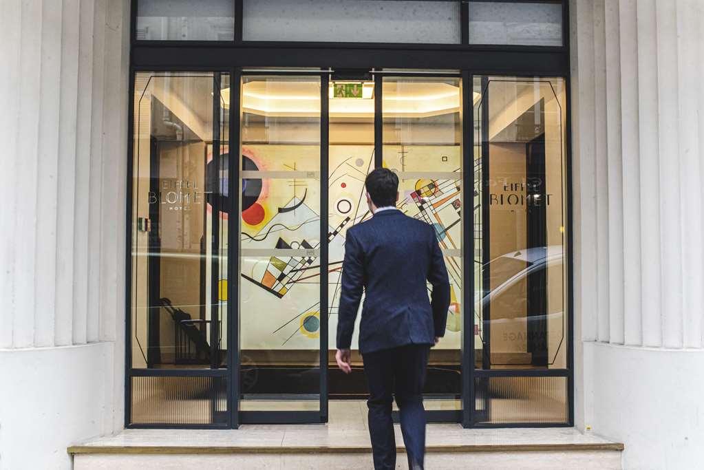 Hotel Eiffel Blomet Parigi