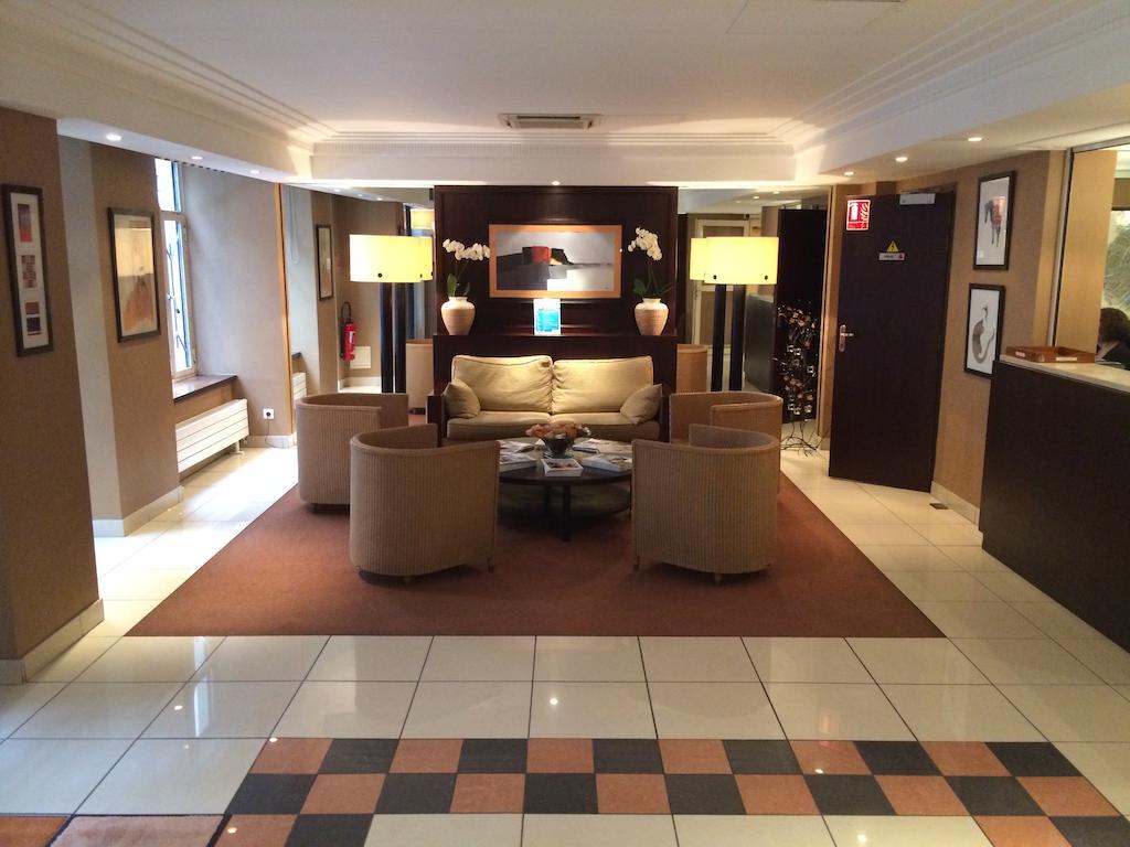Hotel Eiffel Blomet Parigi