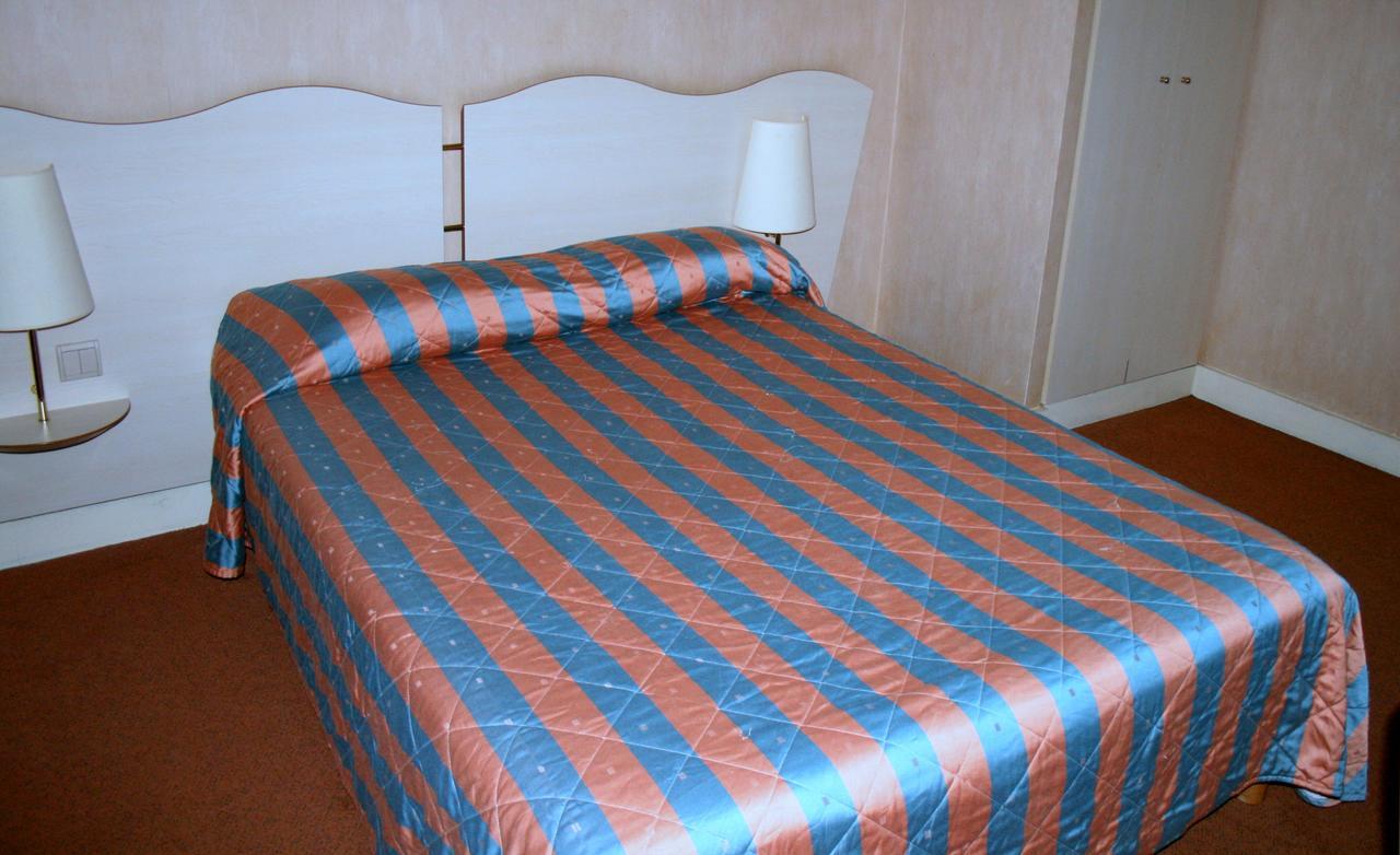 Eiffel Blomet 4* Paris