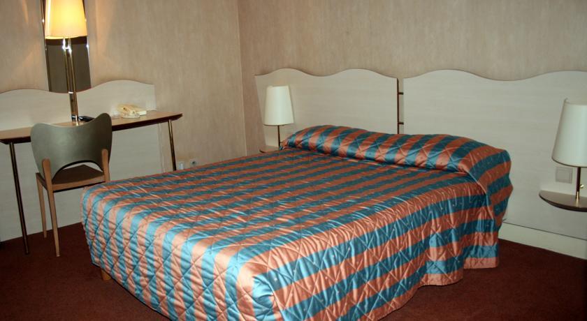 Eiffel Blomet 4* Paris